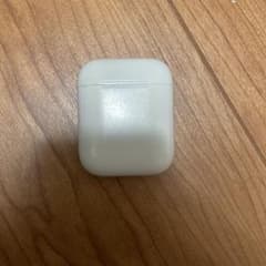 Apple AirPods 第一世代のサムネイル