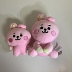 BTS公式 BT21 Cooky バッグチャーム おすわりぬいぐるみのサムネイル