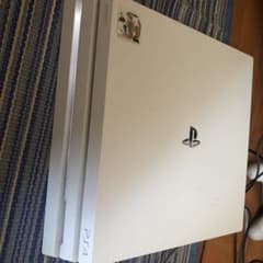 PlayStation 4 pro 1TB 箱なし※※専用※※のサムネイル