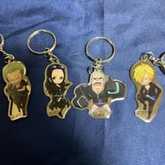 ワンピース メタルキーホルダー 4種セットのサムネイル