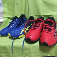 asics LAZERBEAM SD 25.0 ブルーとレッド　2足セットのサムネイル