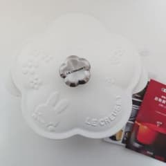 新品】限定 LE CREUSET ミッフィーココット・フルール コットン - メルカリ