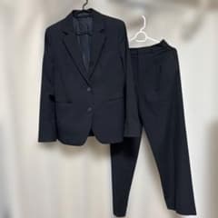 Uniqlo セットアップブラック パンツスーツ上下 2つボタン面接のサムネイル