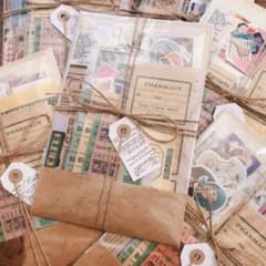 コラージュ 素材 洋書 紙もの セット 詰め合わせ まとめ売り　おすそ分けのサムネイル