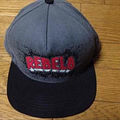 rebel8 スナップバック グレー×ブラックのサムネイル