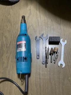最終値段　マキタミニグラインダー906 6mm  使用時間短かいのサムネイル