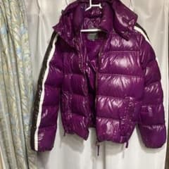 デュベッカ　44  日本サイズ　Ｓ　美品　お買い得のサムネイル