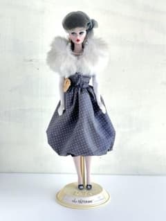 ヴィンテージ Barbie (Limited Edition) 1991 と本のサムネイル