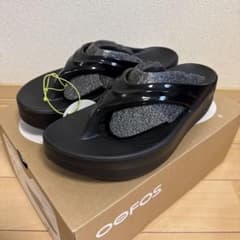 OOFOS OOmega ウーフォス ウーメガ 28cm 厚底 OOFOS OOmega ウーフォス ウーメガ 28cm 厚底 - メルカリ