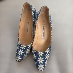 MANOLO マノロブラニク 刺繍パンプス 花柄 デニムポインテッドトゥ 37