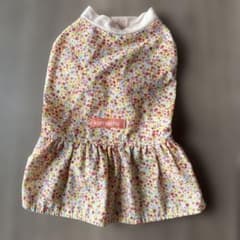 komachii 犬用ワンピース 花柄のサムネイル