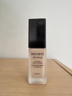 DECORTÉ ZEN WEAR リキッドファンデーション 30ml N31のサムネイル