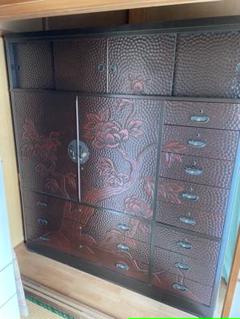 鎌倉彫り　佐藤恵仙作品　桐タンス　和箪笥　着物保管　高級　美品 鎌倉彫り 佐藤恵仙作品 桐タンス 和箪笥 着物保管 高級 - メルカリ