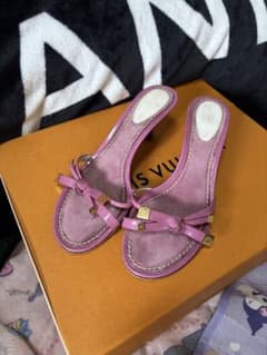 Louis Vuitton パテントレザー ミュール ピンク 36.5 - メルカリ