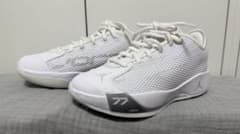 ジョーダン　LUKA 77 GS バスケットシューズのサムネイル