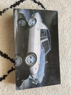 トヨタ 2000GT 1/24 プラモデルキットのサムネイル
