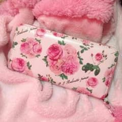 ♡ 薔薇の長財布 ♡のサムネイル