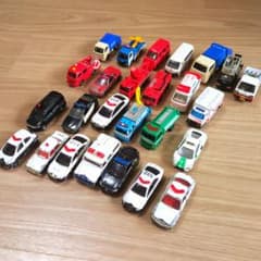 トミカ 警察 パトカー 消防 救急 作業車 セットのサムネイル