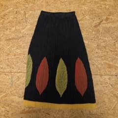 PLEATS PLEASE イッセイミヤケ リーフ柄 美品 - メルカリ
