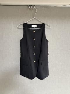 ZARA ペスト・ジレ黒のサムネイル