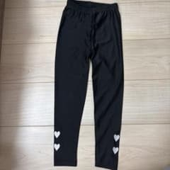 ●新品●水着　キッズ レギンス スパッツ 黒 ハート柄 105のサムネイル