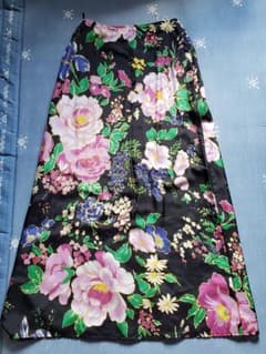 PENNY BLACKのロングスカートのサムネイル