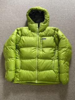patagoniaパタゴニア フィッツロイ ダウン フーディ Sのサムネイル