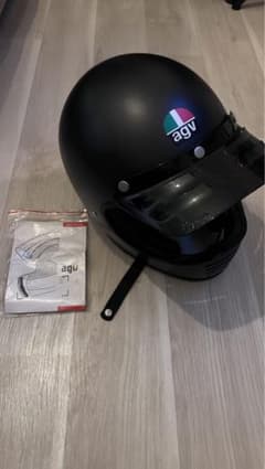 AGV X101 XL ブラック 黒 フルフェイスのサムネイル