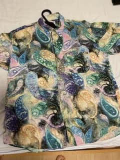 定価4万円　ペイズリーシャツ　限定シャツのサムネイル