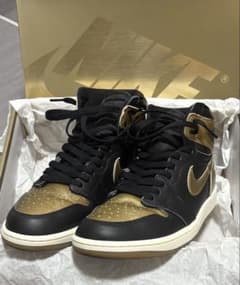 NIKE Air Jordan 1 Retro High OG Blackのサムネイル