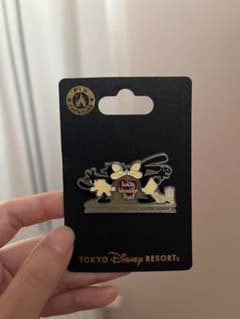 オズワルドバッジのサムネイル