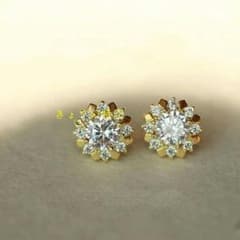 超希少&美品! おしゃれな太陽のピアス18 K金の創意ピアス3 - メルカリ