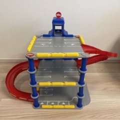 SIKU WORLD パーキングタワー ジク 立体駐車場 ボーネルンド - メルカリ