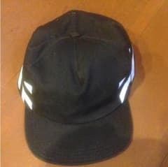off-white キャップのサムネイル