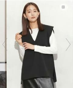 Vネックニットベスト*ロングTシャツ アンサンブルセットのサムネイル