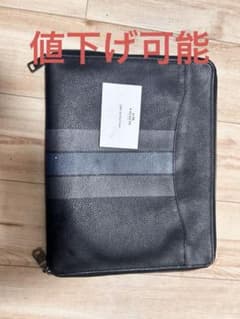 s*i様 COACH クラッチバッグ ブラック レザーのサムネイル