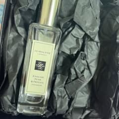 Jo Malone London イングリッシュペアー＆フリージアコロンのサムネイル