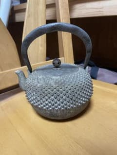 壺のサムネイル