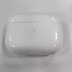 Apple ワイヤレス充電ケース Wireless Charging Case…のサムネイル
