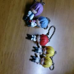 검은 버스 스트랩