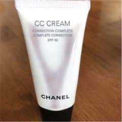 CHANEL CCクリーム 10 beigeのサムネイル