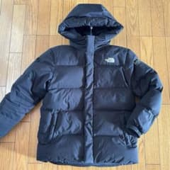 THE NORTH FACE フード付きダウンジャケット 160㎝のサムネイル