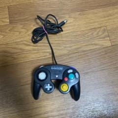 ニンテンドーゲームキューブコントローラー前期のサムネイル