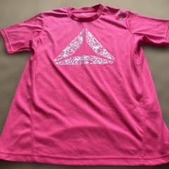 Reebok ピンク Tシャツ Lサイズのサムネイル