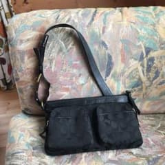 COACHウエストポーチのサムネイル