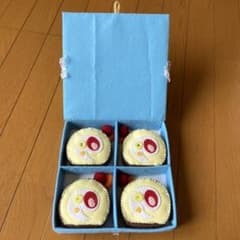 ハンドメイド フェルト ケーキセット 4個入り 水色ボックス付きのサムネイル