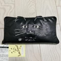 ネコの刺繍入りコンパクトバッグのサムネイル