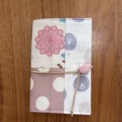 ハンドメイド ブックカバー 文庫本サイズ（バレリーナ）のサムネイル