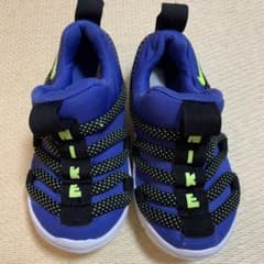 ナイキ　ノービス  ノーヴィス　15cm スリッポンのサムネイル
