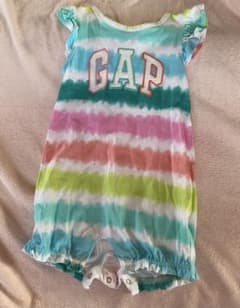 GAP ロンパースのサムネイル